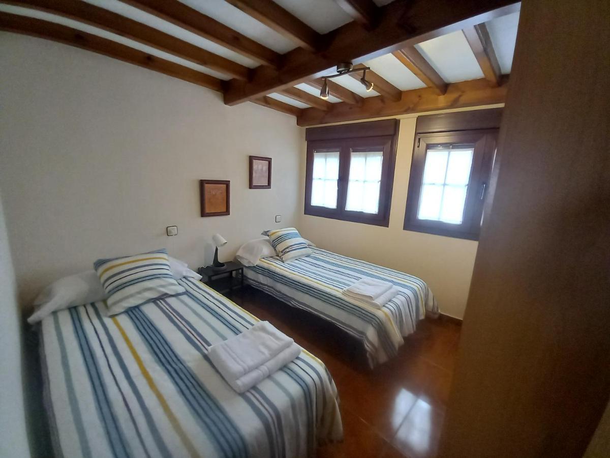 Вилла La Casina De Поо-де-Льянес Экстерьер фото